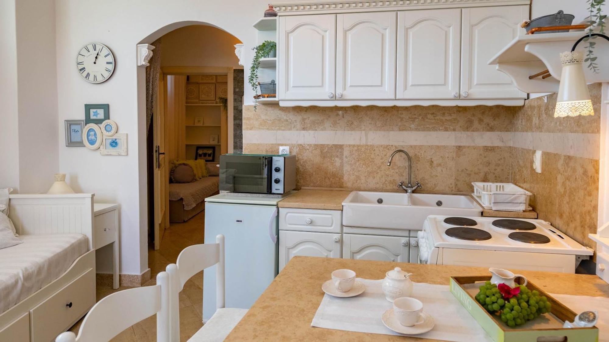 Family Friendly Apartments With A Swimming Pool Lovran, Opatija - 14178 Room photo